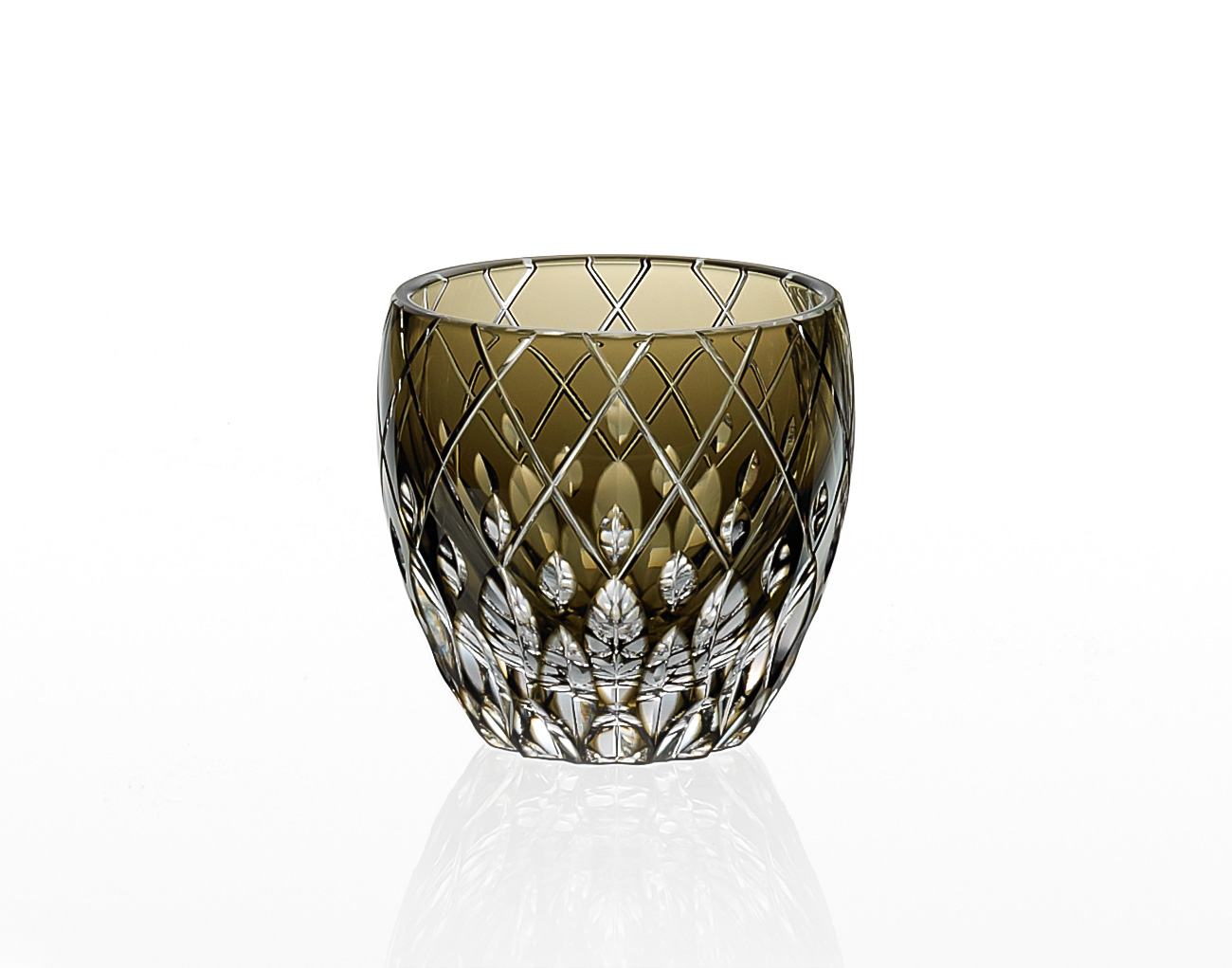 江戸切子 一輪挿＜月下美人＞ | カガミクリスタル