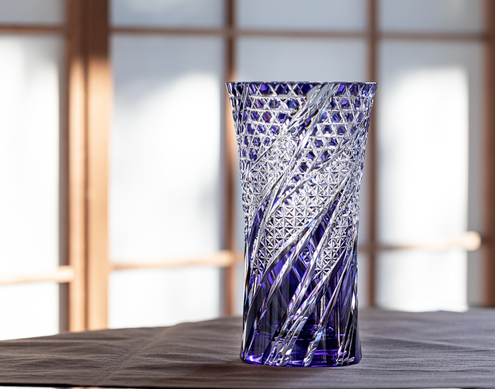 江戸切子 花瓶＜藤＞ | カガミクリスタル