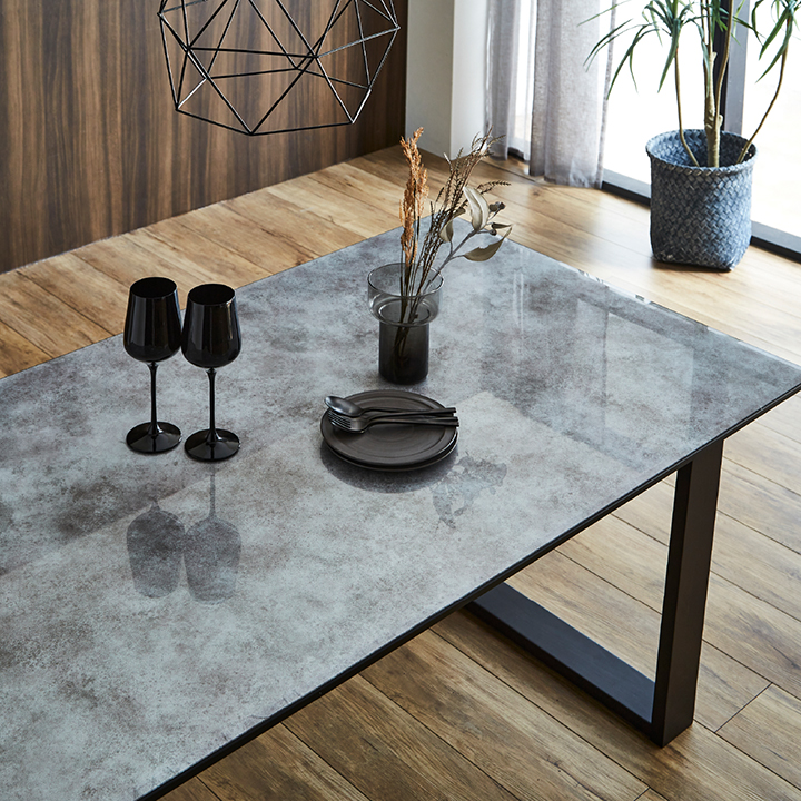 ガラス天板 ダイニングテーブル 幅150cm 2本脚 グレーの通販情報