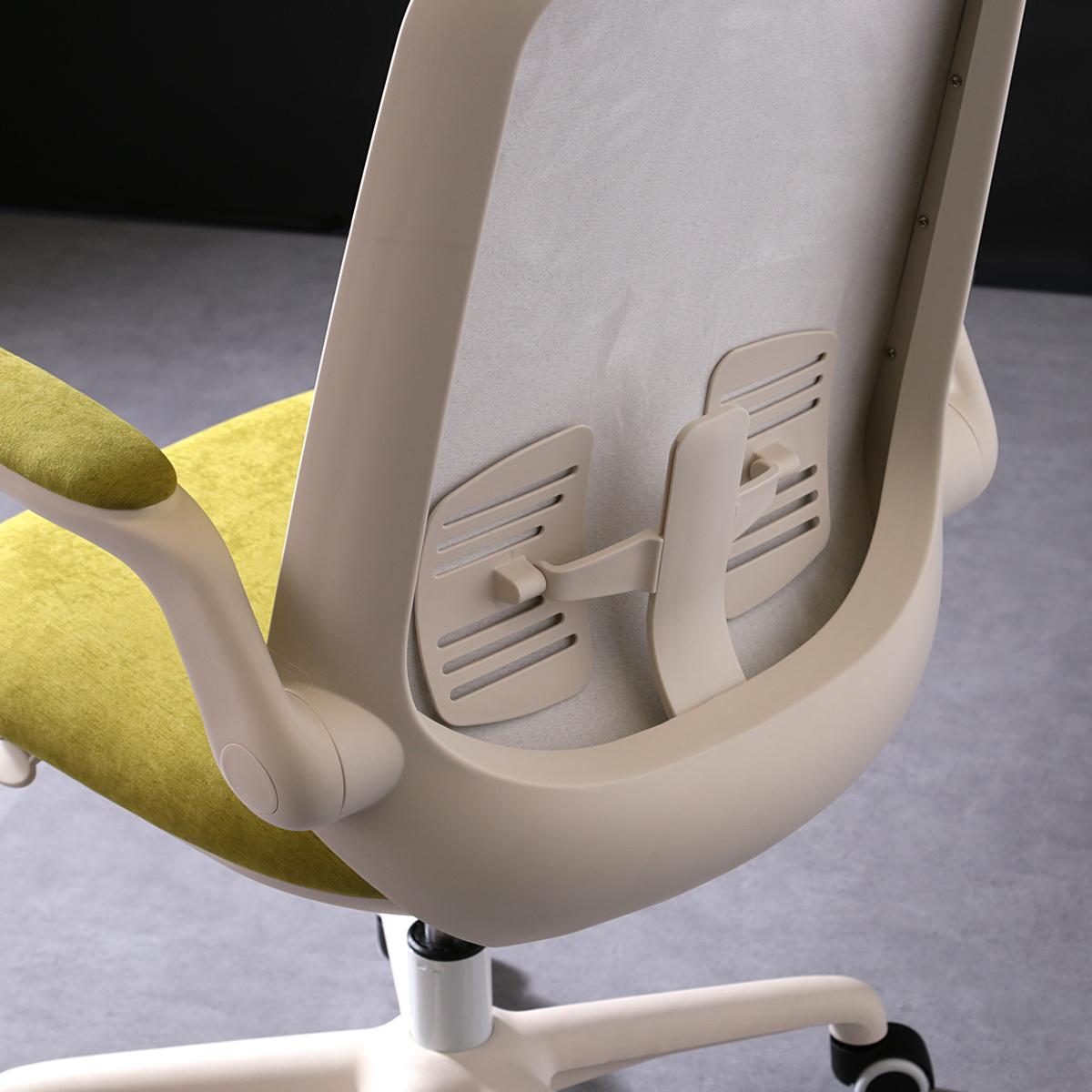 ビジネスチェアUTF 幅595 奥行580 高さ900-990 UTF-7006 通販