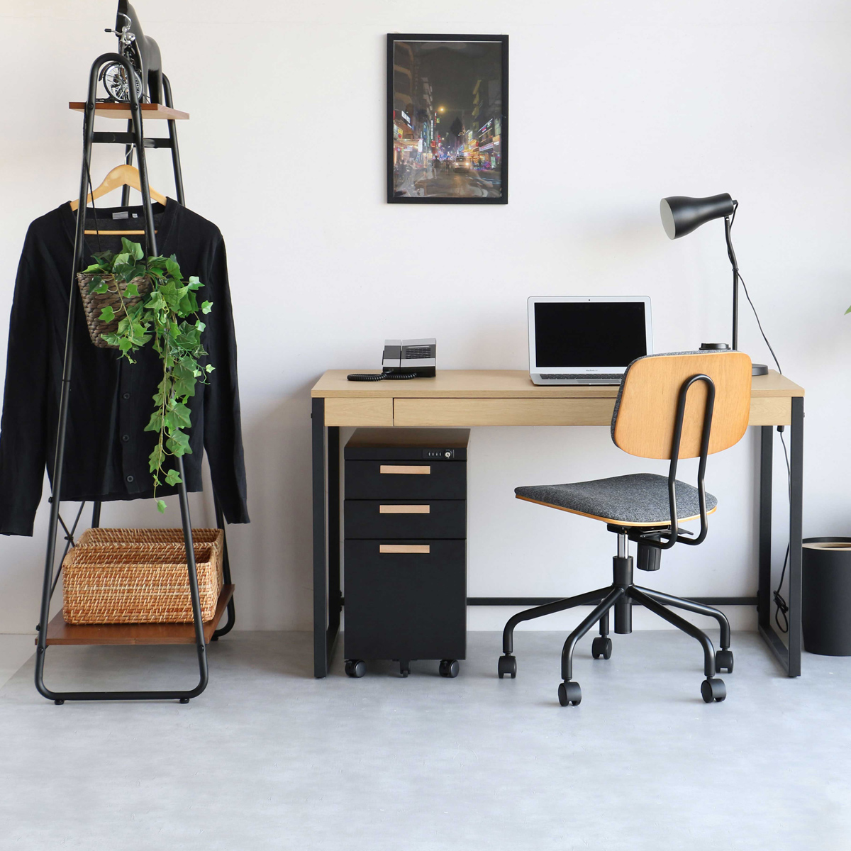 引出し付きシンプルデスク 幅1200 奥行600 高さ725 IB-OFT3758-NABK