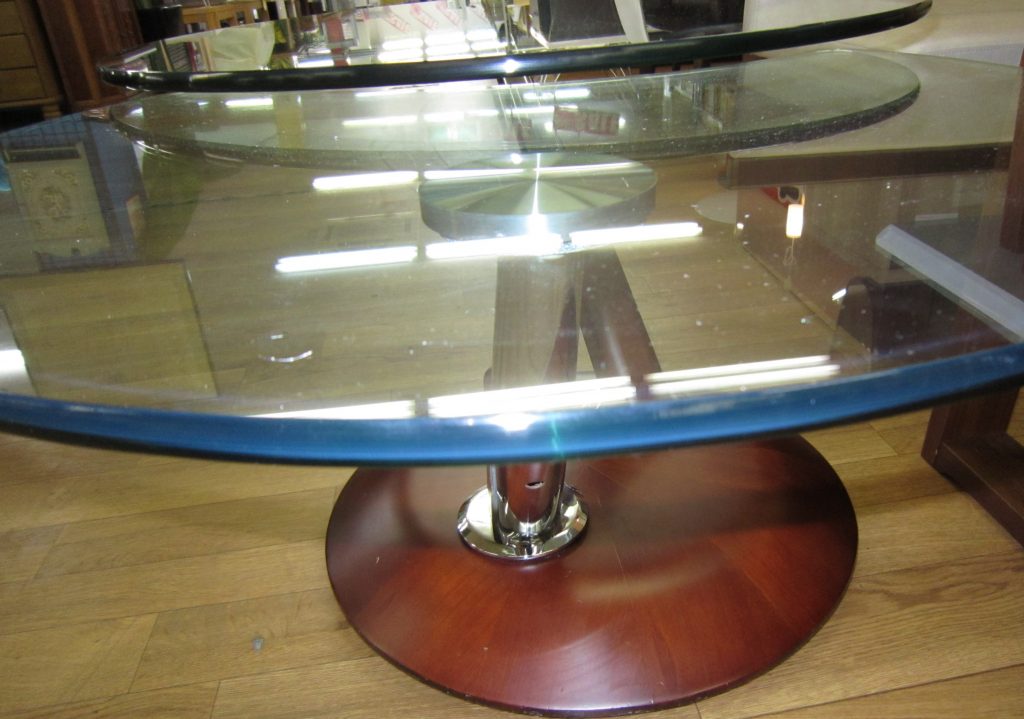 Ronald Schmitt ロナルドシュミット 可動式ガラステーブル IDC大塚販売