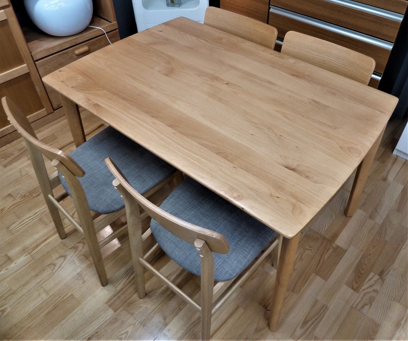 ダイニングテーブル5点セット☆USED☆ニトリ | 名古屋市と春日井市の