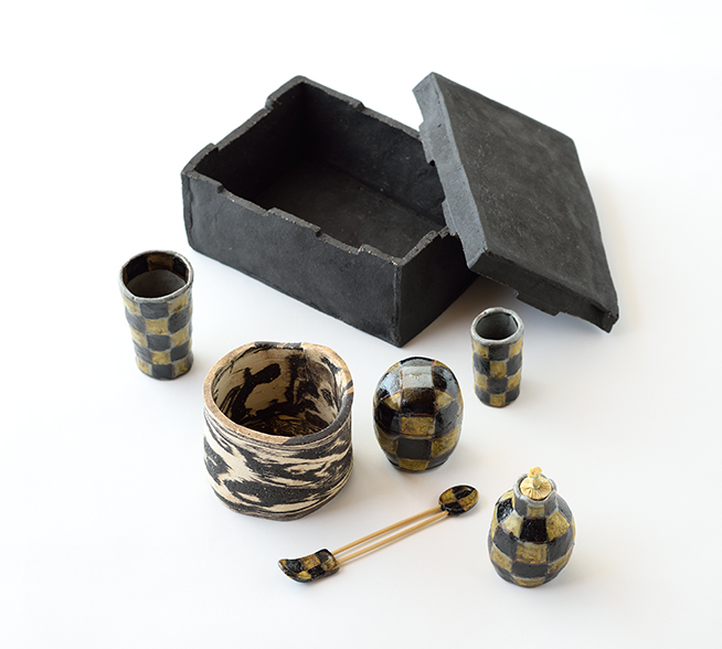 滝口 和男 展 ー茶陶に遊ぶー | 柿傳ギャラリー