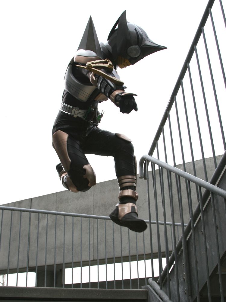 仮面ライダーパンチホッパー | 仮面ライダー図鑑 | 東映