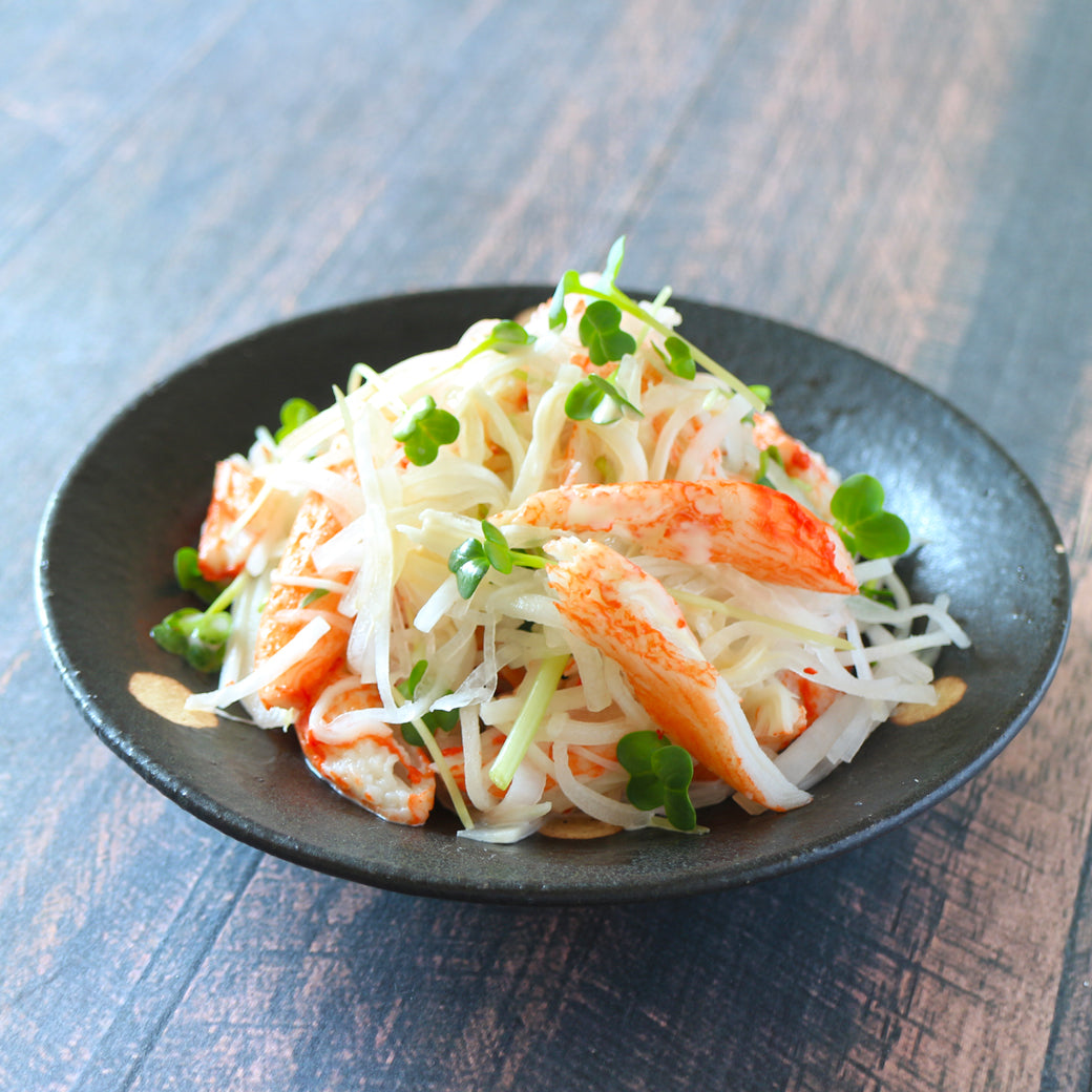 ほぼカニと大根のカニ酢マヨサラダ – カネテツデリカフーズ株式会社