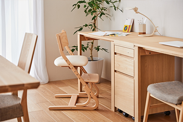 学習机・勉強机ならカリモク家具｜デスク関連アイテム｜国産家具