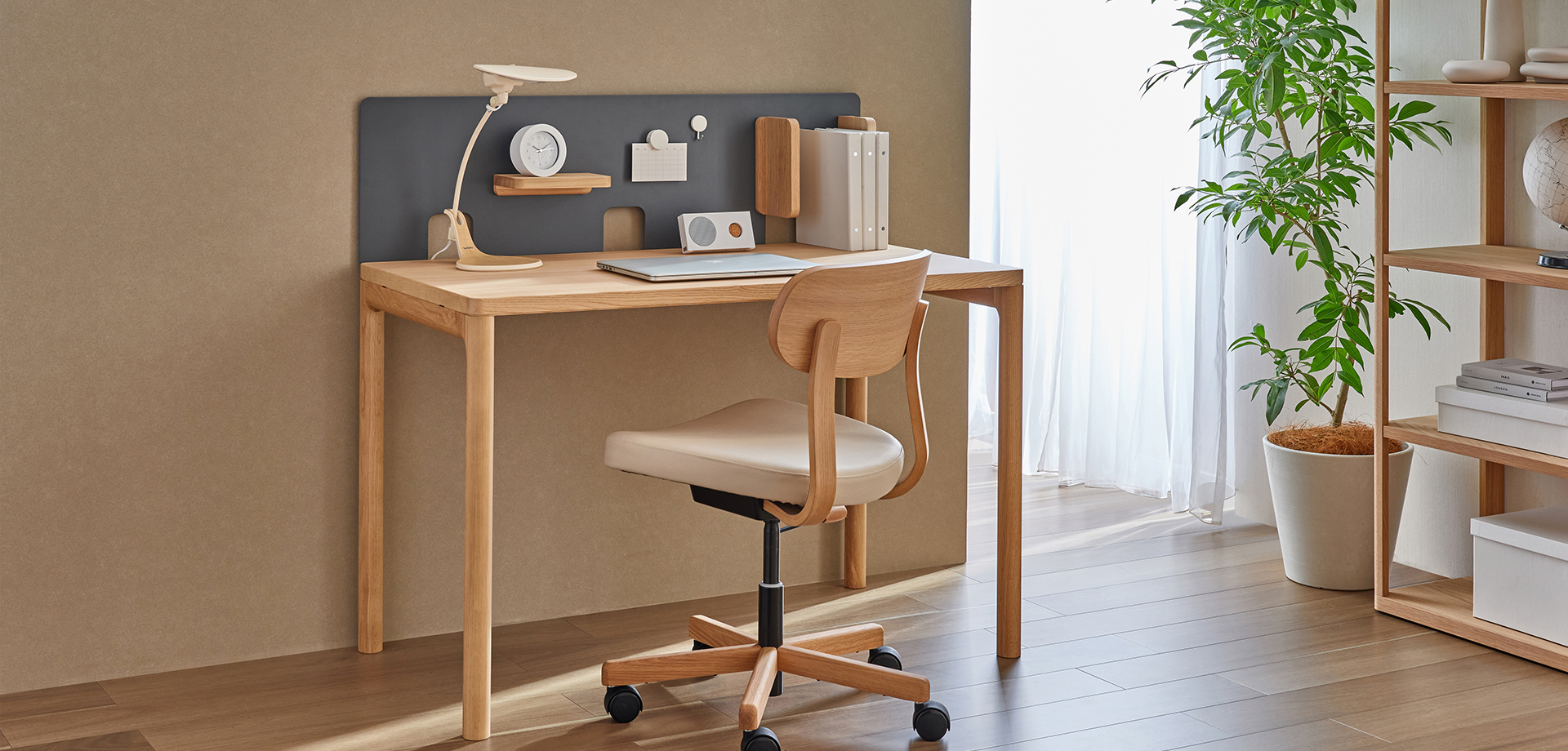 CLEARNEL(クリアネル) - SOHO | 国産家具メーカーのカリモク家具 karimoku