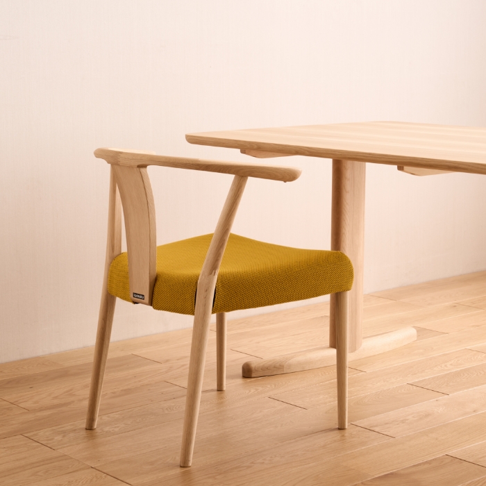 ダイニングチェア／CW46モデル ｜暮らしで変わる家具選び｜【公式