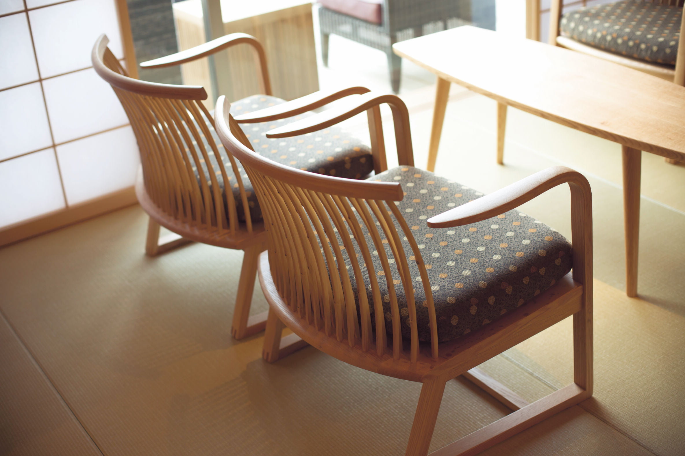 サロンチェア - 国産無垢家具は飛騨高山発の家具メーカー KASHIWA