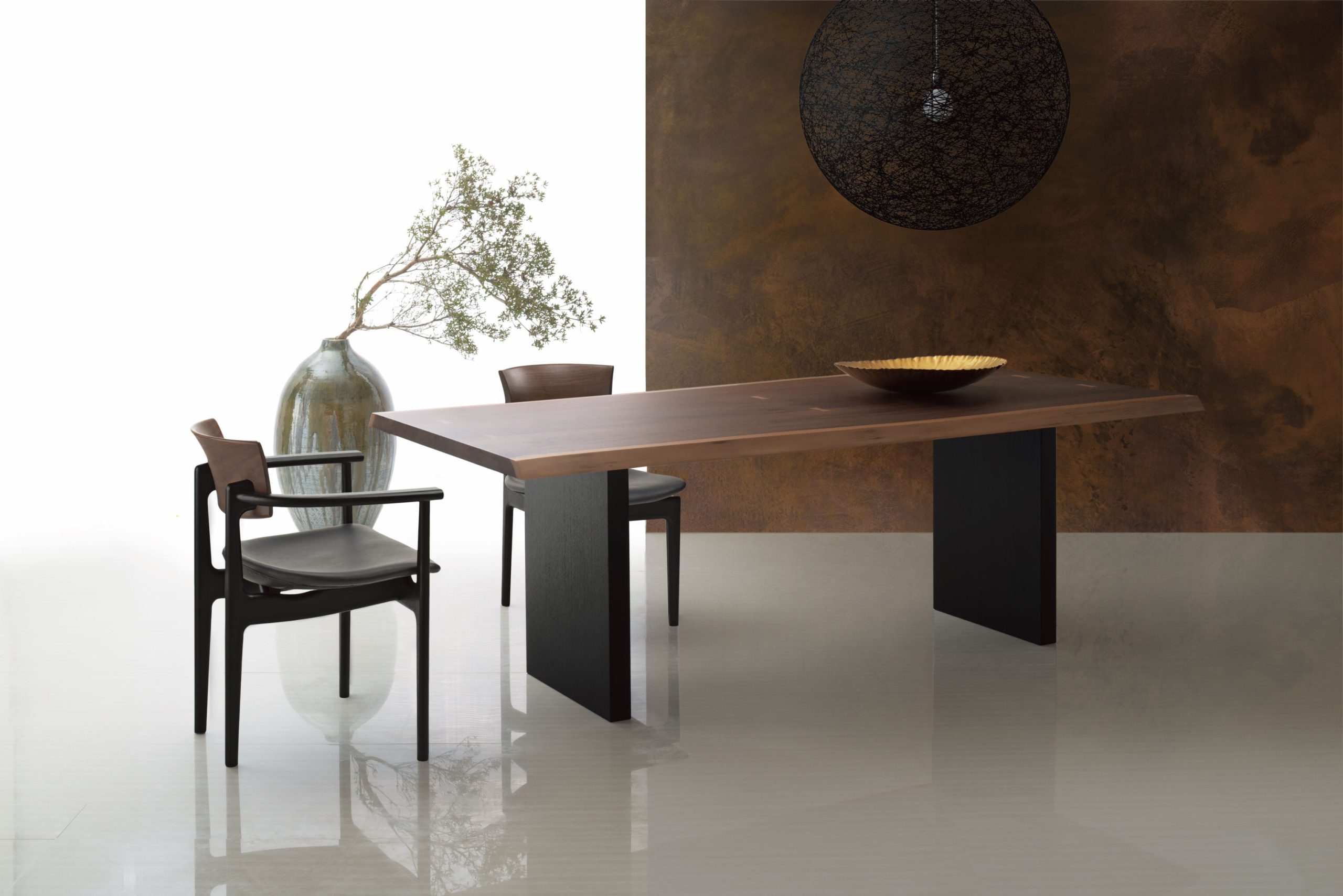 PREMIUM TABLE - 国産無垢家具は飛騨高山発の家具メーカー KASHIWA