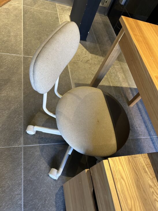 引取り限定】無印良品 木製デスク チェア キャビネット 3点セット 引