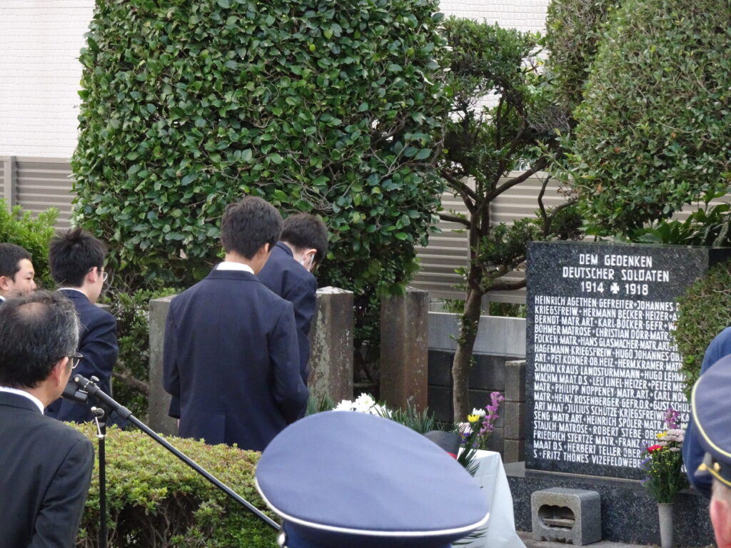 歴史研究部 ドイツ軍人慰霊祭に参列 千葉県 習志野への巡検 | 京華中学