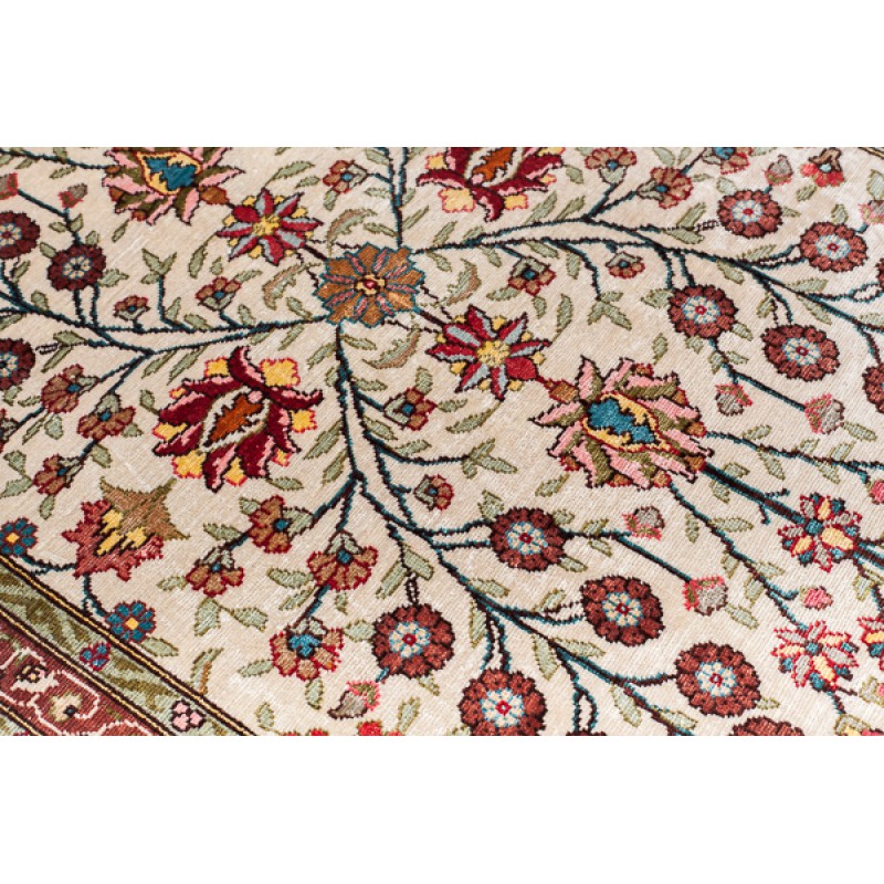 青山キリムハウス ヘレケ ヘレケシルク絨毯 C28117