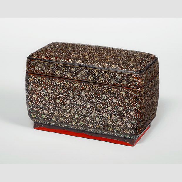 螺鈿菊唐草文小箱｜漆工｜コレクション｜大和文華館