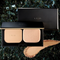 アルビオン エクシア ラディグロウ パウダー ファンデーション｜紹介