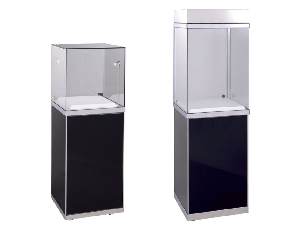 縦長ショーケースの一覧 ショーケースレンタルや宝飾展会場設営など