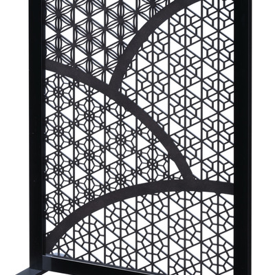 和モダンな雰囲気の「組子柄パーテーション」｜シロクマ｜#18266