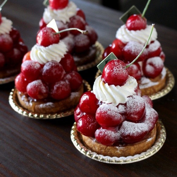 さくらんぼタルトレット | 旬のフルーツタルト kuus（クース）