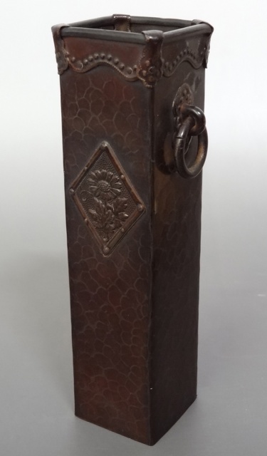 東京都内にて、戦前の銅蟲本舗 伊藤久芳堂造の銅蟲一輪生をお譲り頂き