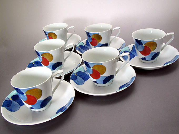 深川製磁の染錦手波鶴紋魚型皿 | 東京世田谷の買取専門店くらしのくら