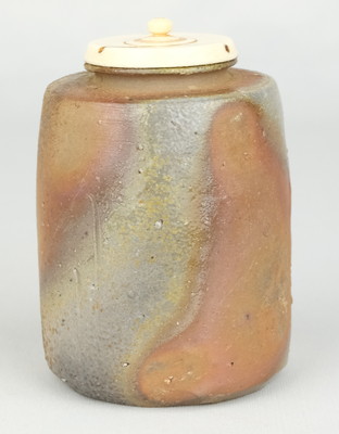 栗山園オンライン通販部 / 【出物】 備前肩衝茶入 伊勢崎満