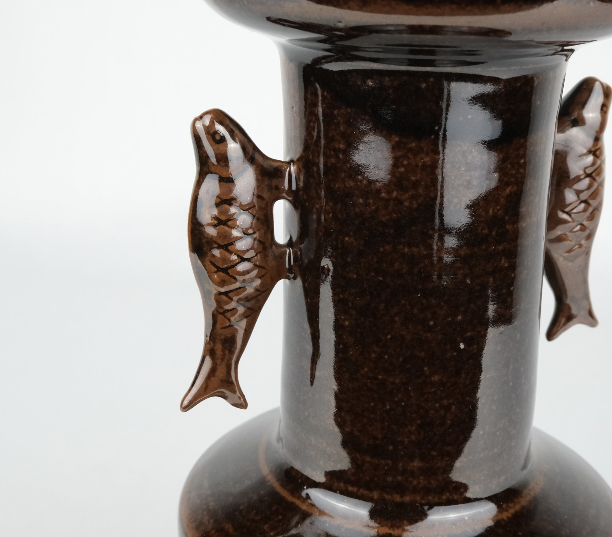 栗山園オンライン通販部 / 【出物】 膳所焼鯉耳付花入 陽炎園(岩崎新定)