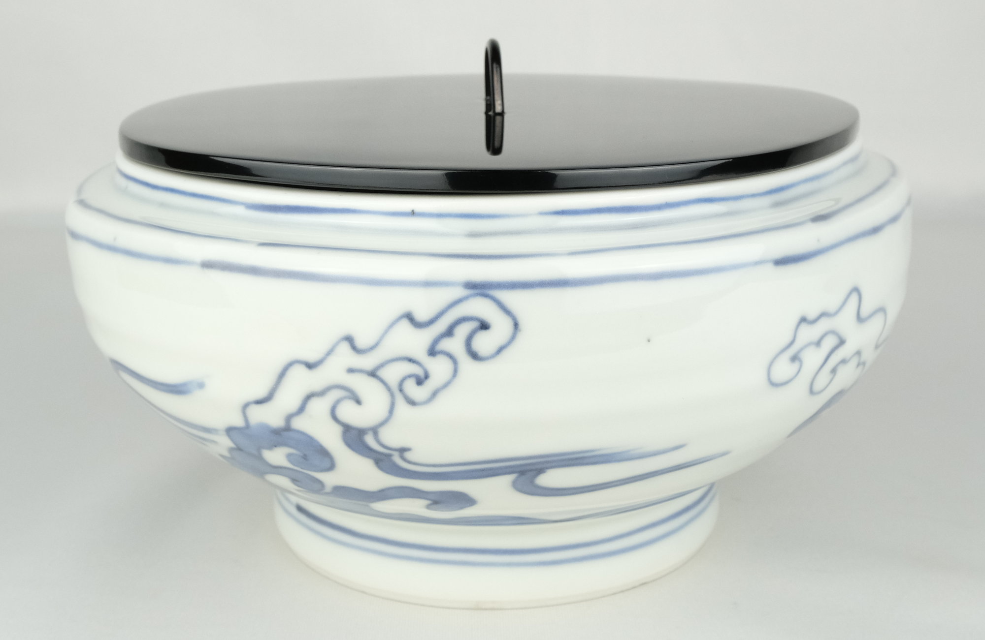 栗山園オンライン通販部 / 【出物】 染付桜川水指 五山窯 林淡幽