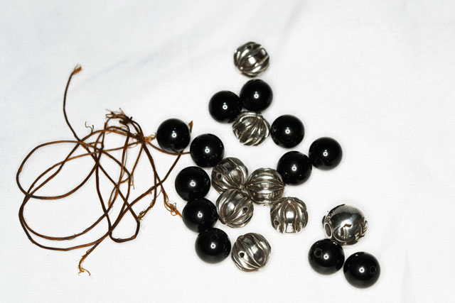 クロムハーツ オニキス ビーズブレスレット8mm ゴム交換修理 ｜ クロム