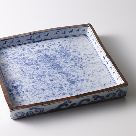 須田菁華 - 染付吹墨四方皿 | しぶや黒田陶苑