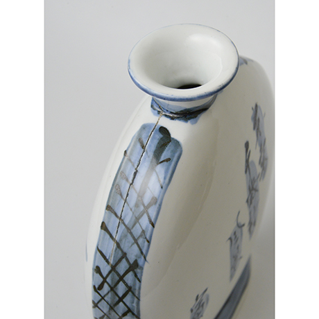 富本憲吉 染付風景扁壷 | しぶや黒田陶苑