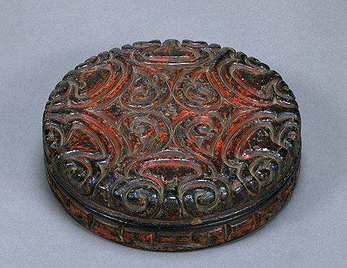 中国からの輸入漆器 ―彫漆―（ちゅうごくからのゆにゅうしっき