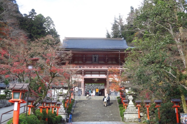 京都産業大学近くのパワースポット「鞍馬寺」。太古より満ちあふれる