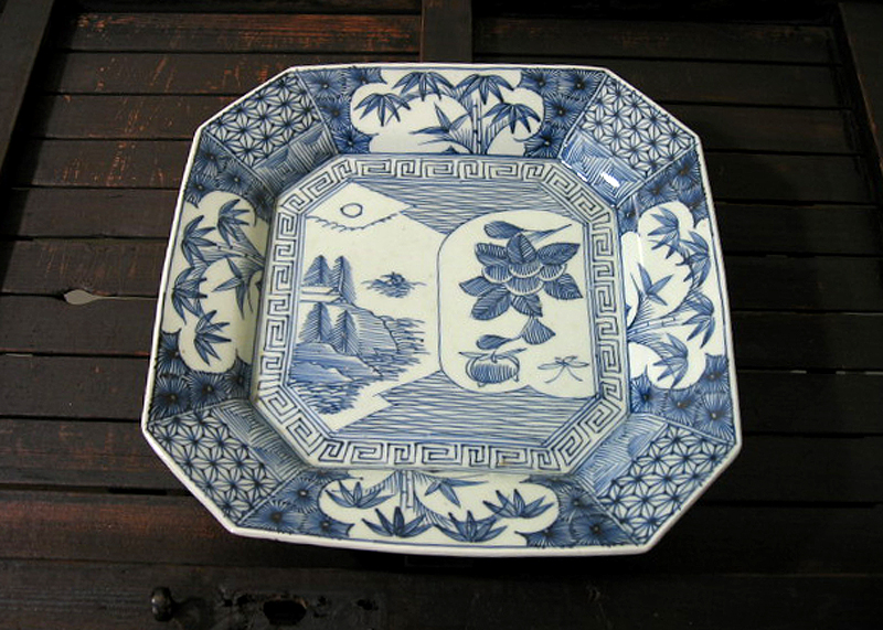 古伊万里線描角皿