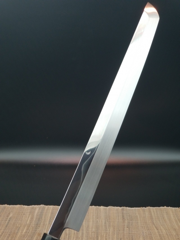 郷右馬允義弘 水焼本焼 富士掛かり月 先丸蛸引330mm 一位八角柄/朴鞘