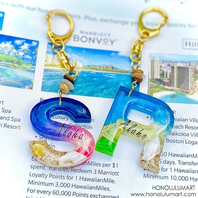イニシャルキーホルダー海レジン | ハワイアン雑貨通販ホノルルマート