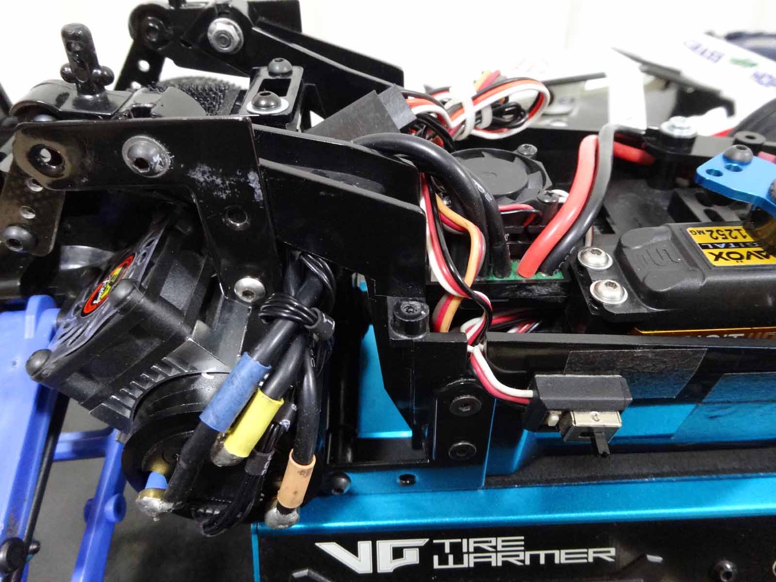 四独グラスホッパーにブラシレスモーターを搭載！