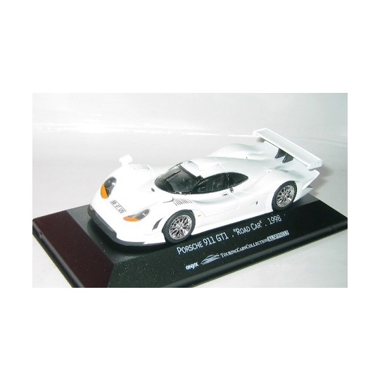 Porsche 911 GT1 ”Road Car