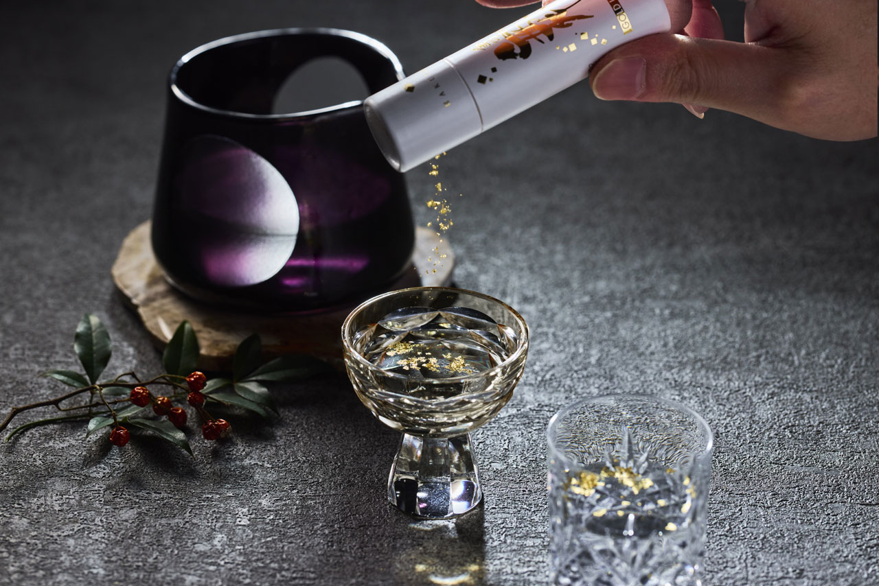 森永製菓「チョコボール」に、箔一の食用金箔が採用。コラボ記念として