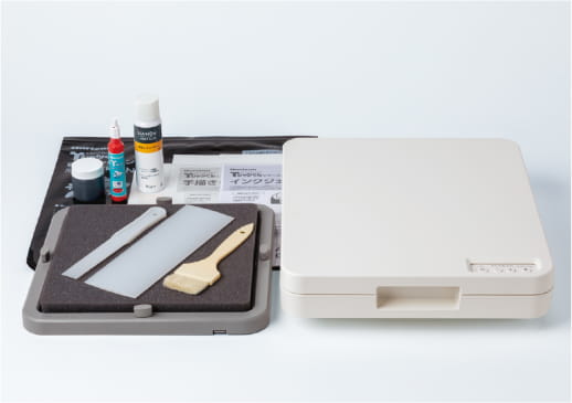 Tシャツくんとは | HANDo - シルクスクリーンでつくり育むモノやコト。