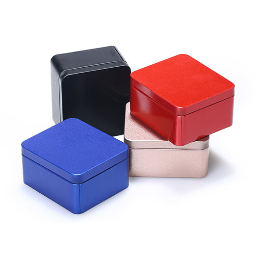 オリジナルノベルティ製作の販促ワールド|缶ケース