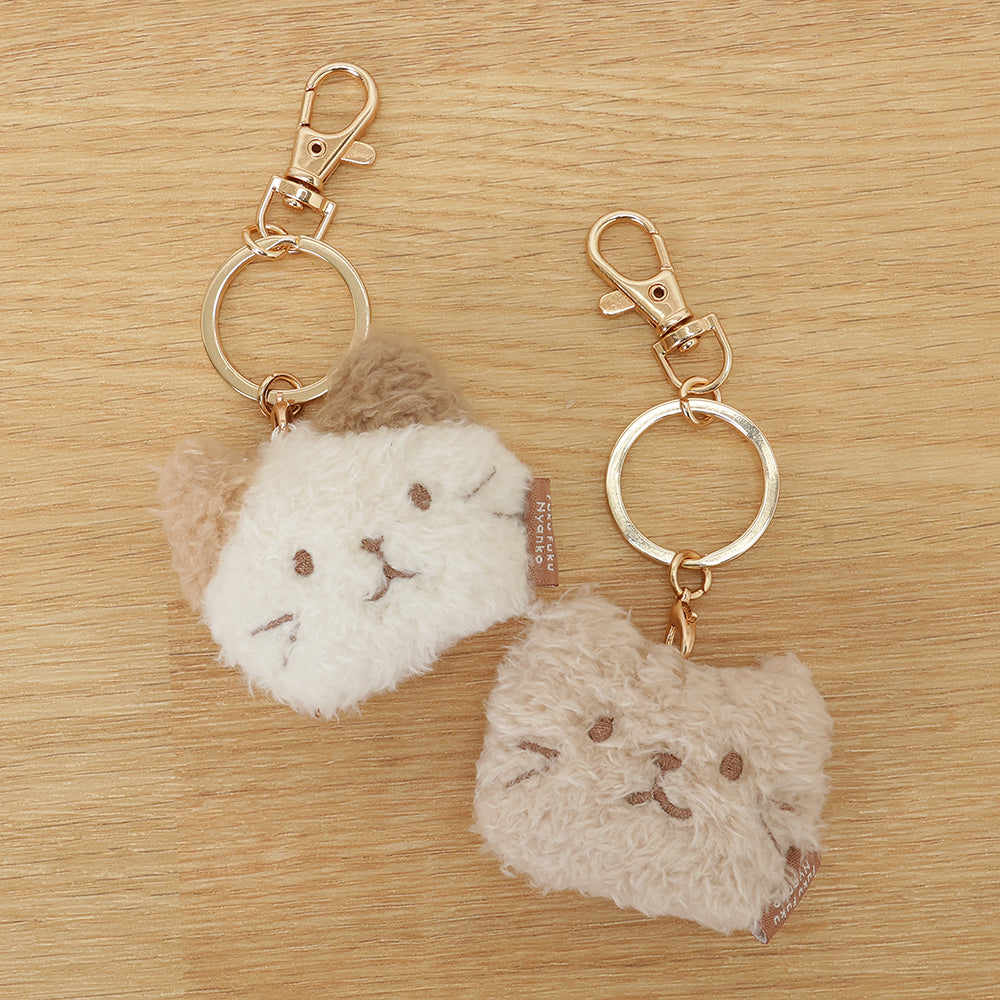 ふくふくにゃんこ ぽわぽわフェイスキーホルダー – HAPiNS online shop