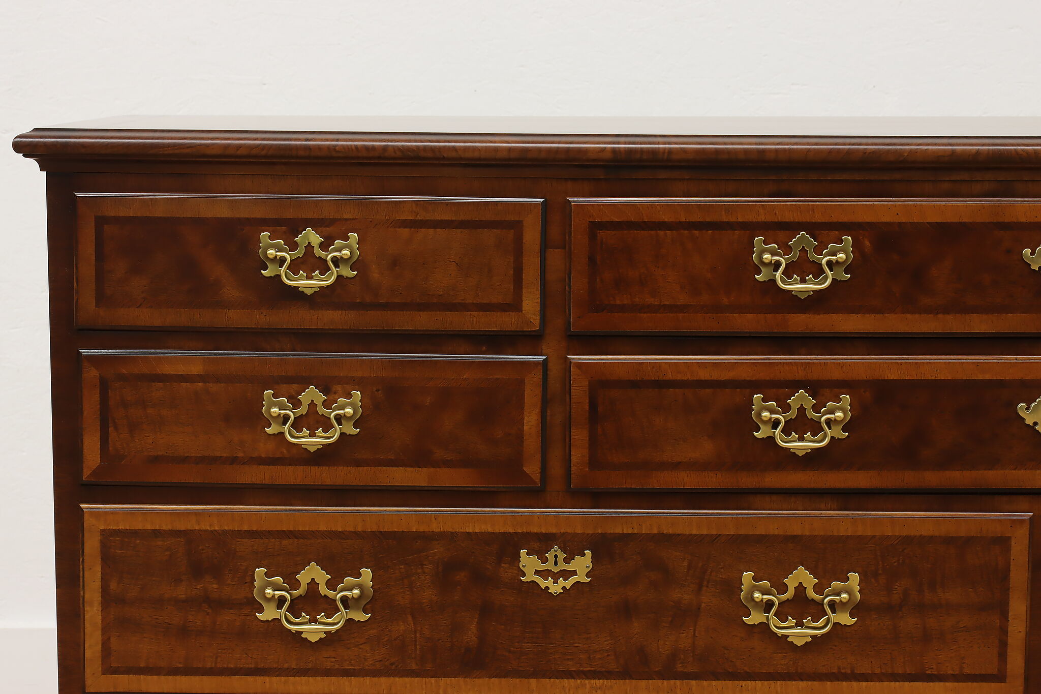 Aston Vintage Mahogany 10 Drawer Dresser or Chest, Henredon