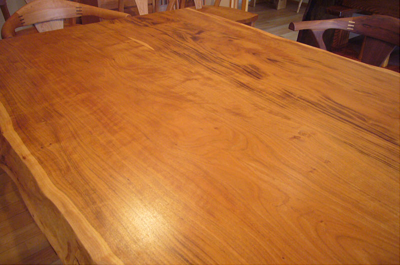 桜（サクラ）：ダイニングテーブルや手作り家具のオーダーは半布里工房