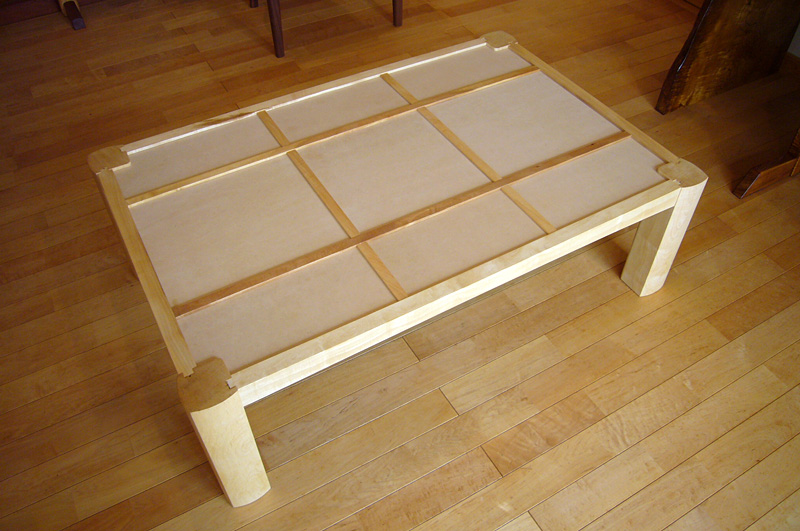 栃（トチ）無垢一枚板 こたつ座卓：ダイニングテーブルや手作り家具の