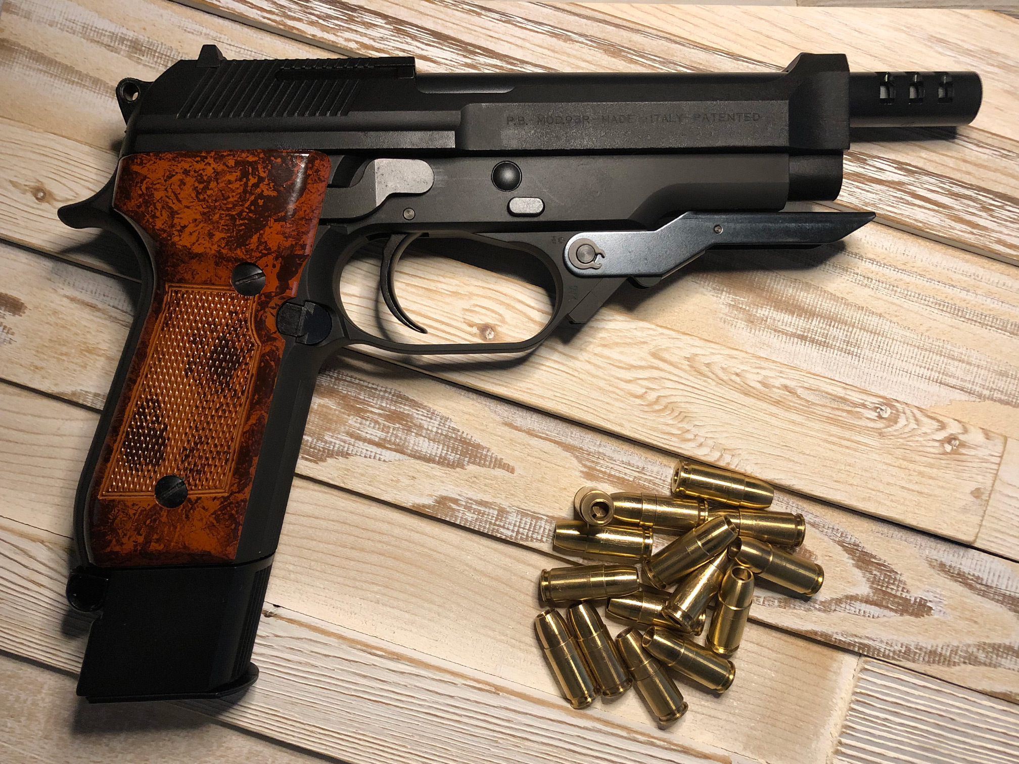 KSC M93R 1st HW 発火式モデルガン レビュー