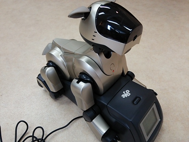 AIBO貰った (SONY AIBO ERS-210） ゴールド | HCZ BLOG