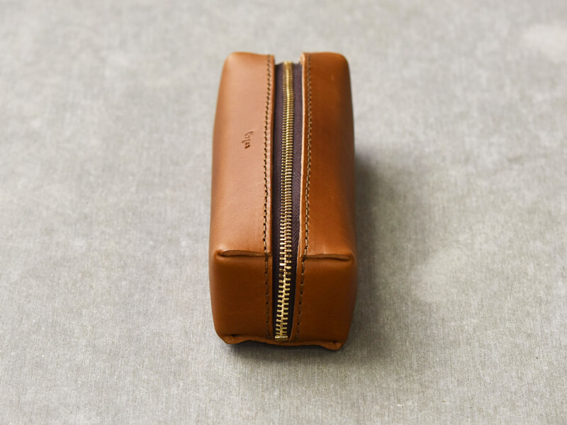 クラフト感のある箱型レザーペンケース / 革鞄のHERZ(ヘルツ)公式通販