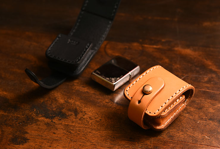 ハードレザーで重厚感あるデザインにしたジッポケース / 革鞄のHERZ