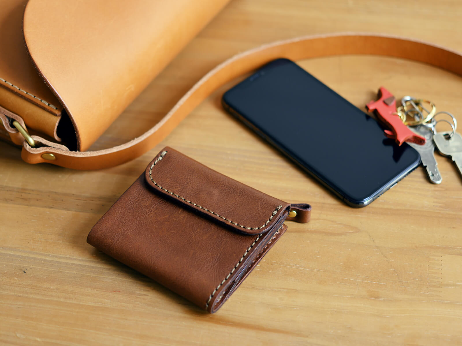 ミニマリストにおすすめのミニ財布特集｜革鞄・革小物のHERZ公式通販